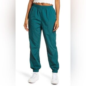 BP Windbreaker Jogger Track Pants Green from Nordstrom Size L